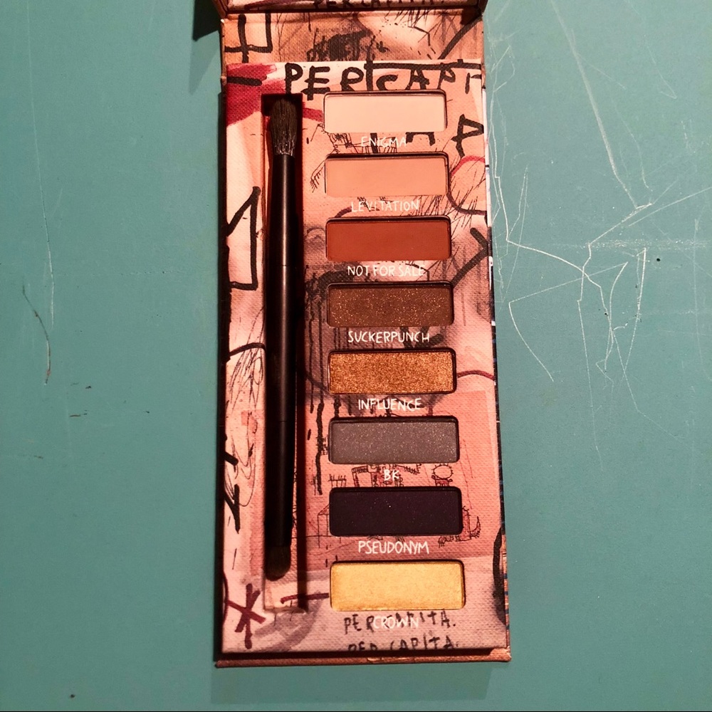 UD x Jean-Michel Basquiat Gold Griot Palette
